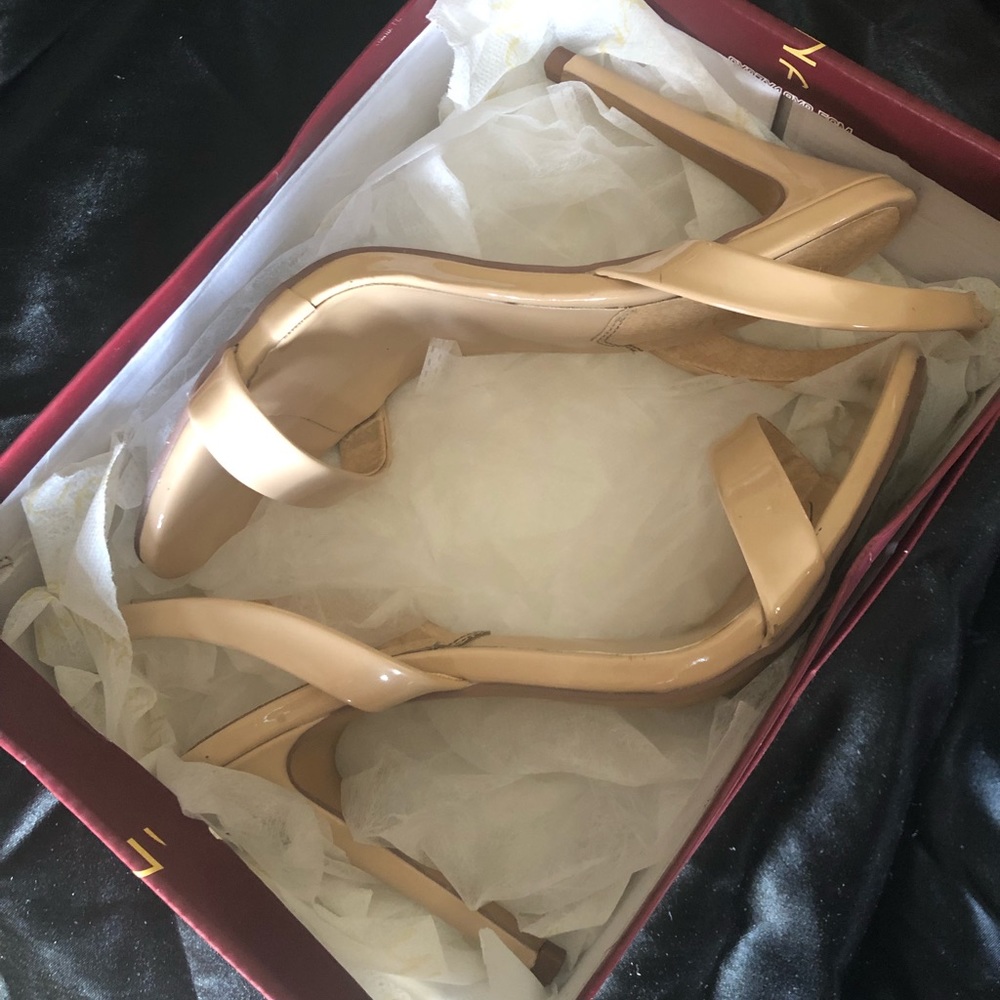 Tan heels